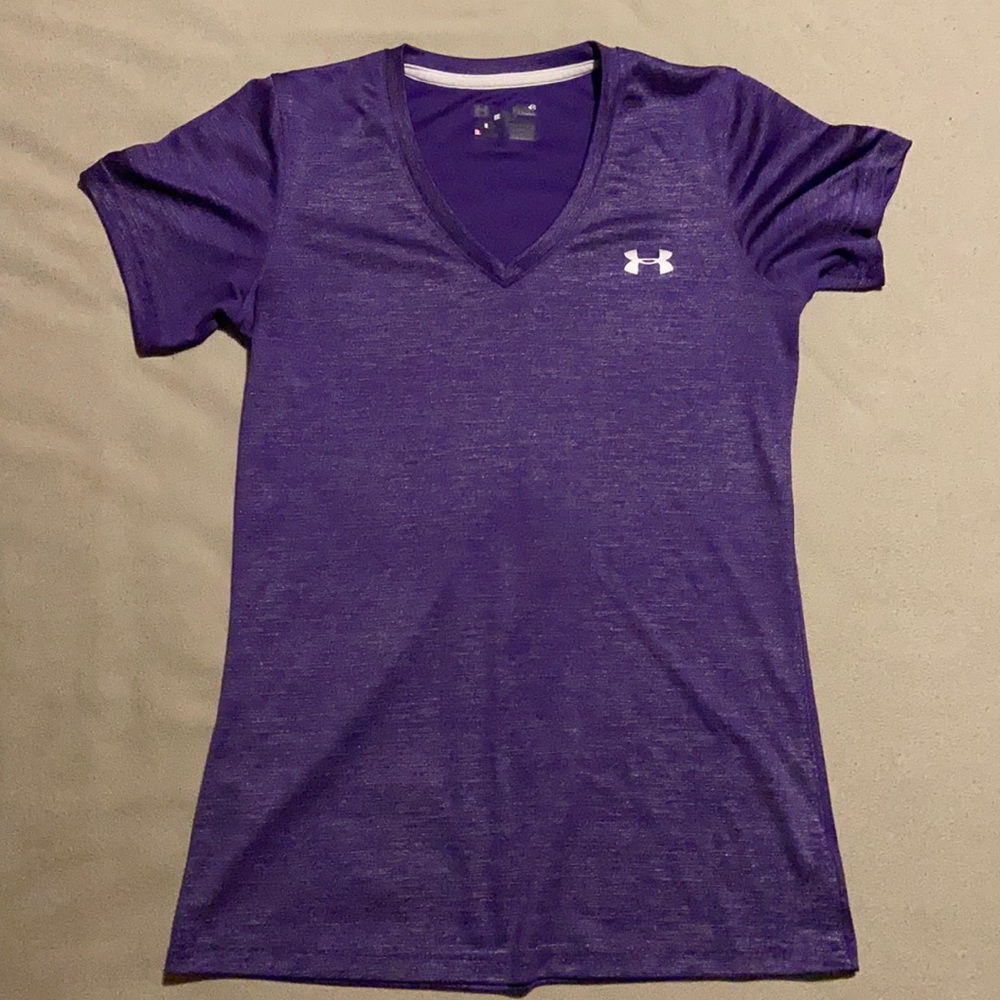 Under Armor Heat gear Size-SM Color- Purple&Silver
